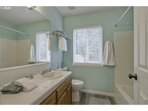 5386 NW 164th Avenue Portland OR 97229