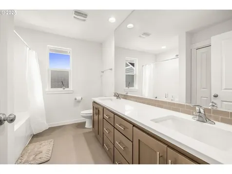 11744 SE Horse Tail Falls Way Happy Valley OR 97086