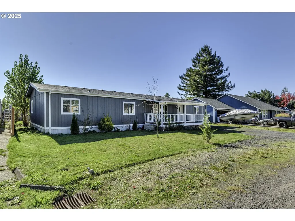 409 Wolfe Avenue Amity OR 97101