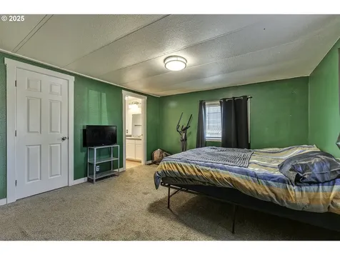 409 Wolfe Avenue Amity OR 97101