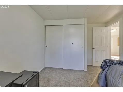 409 Wolfe Avenue Amity OR 97101