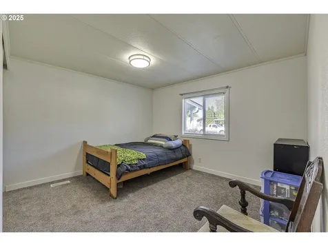 409 Wolfe Avenue Amity OR 97101