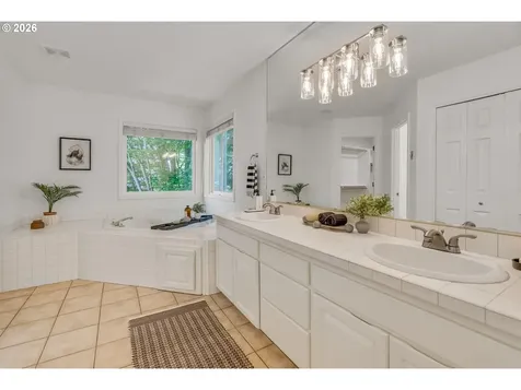 4755 SW Joshua Street Tualatin OR 97062