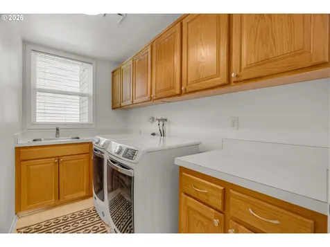 4755 SW Joshua Street Tualatin OR 97062