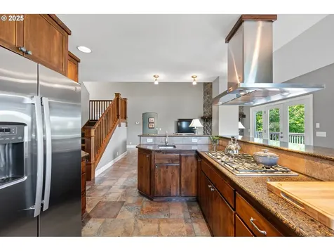 380 Mountaingate Drive Springfield OR 97478