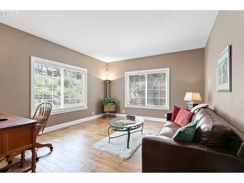 380 Mountaingate Drive Springfield OR 97478