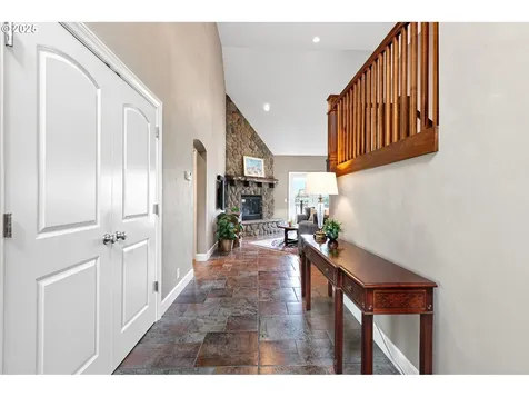 380 Mountaingate Drive Springfield OR 97478