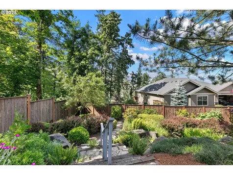 380 Mountaingate Drive Springfield OR 97478