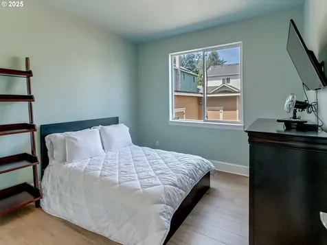 7913 SW Leiser Lane Portland OR 97224