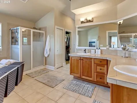7913 SW Leiser Lane Portland OR 97224