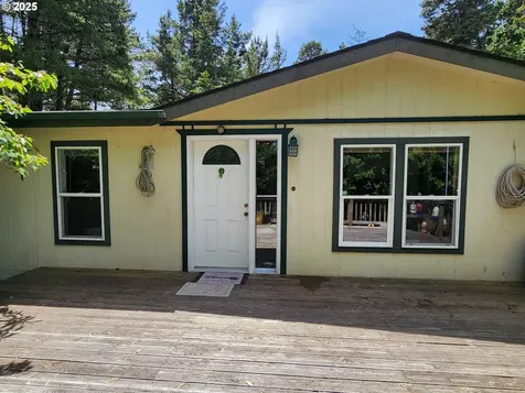 1634 Idaho Street Port Orford OR 97465