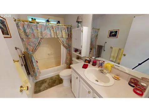 1634 Idaho Street Port Orford OR 97465