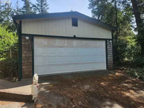 1634 Idaho Street Port Orford OR 97465