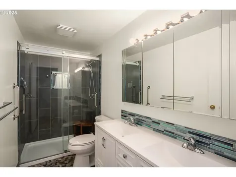 15424 SE Rhone Court Portland OR 97236