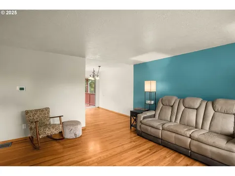 15424 SE Rhone Court Portland OR 97236