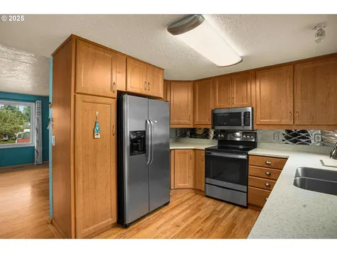 15424 SE Rhone Court Portland OR 97236