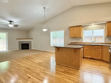 1403 51st Street Washougal WA 98671