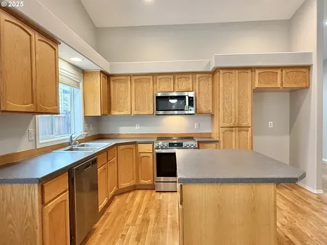 1403 51st Street Washougal WA 98671