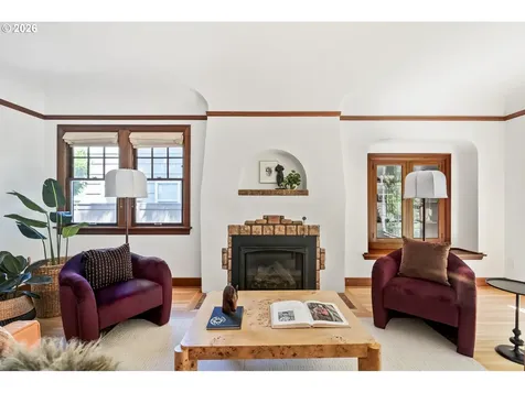 6627 SE 34th Avenue Portland OR 97202