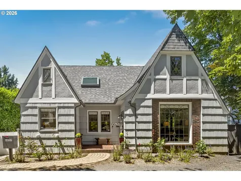 6627 SE 34th Avenue Portland OR 97202