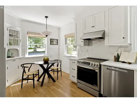 6627 SE 34th Avenue Portland OR 97202