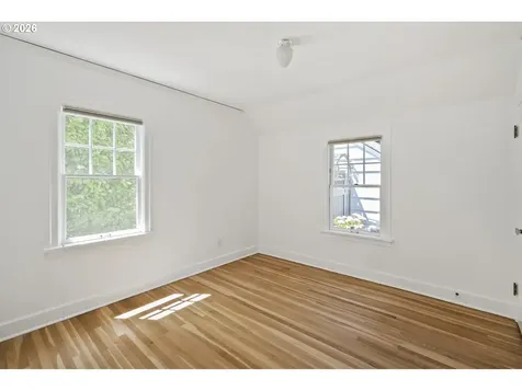 6627 SE 34th Avenue Portland OR 97202