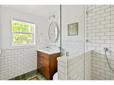 6627 SE 34th Avenue Portland OR 97202