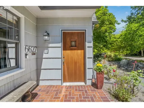 6627 SE 34th Avenue Portland OR 97202