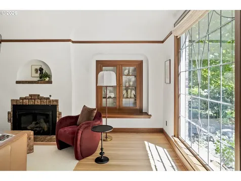 6627 SE 34th Avenue Portland OR 97202