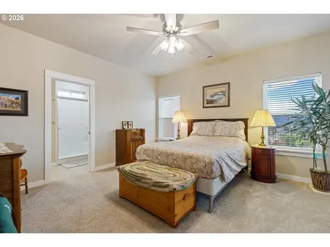 888 Medina Avenue Sutherlin OR 97479