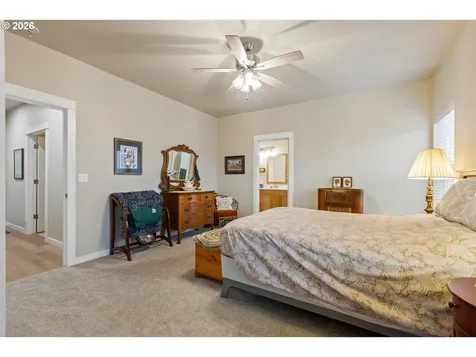 888 Medina Avenue Sutherlin OR 97479