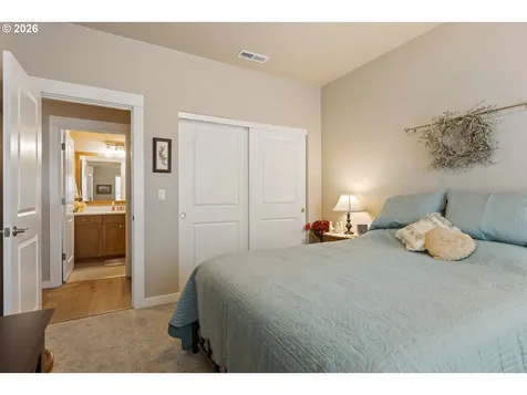 888 Medina Avenue Sutherlin OR 97479