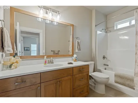 888 Medina Avenue Sutherlin OR 97479