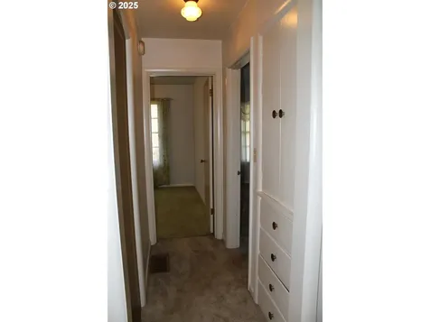 1909 NE 118th Avenue Portland OR 97220