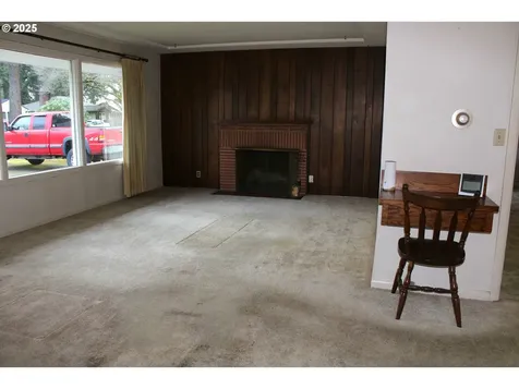 1909 NE 118th Avenue Portland OR 97220