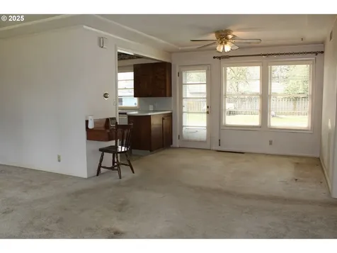1909 NE 118th Avenue Portland OR 97220