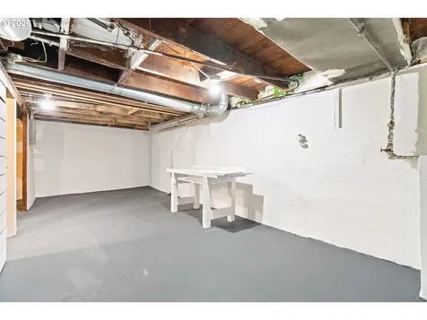 5704 N Greeley Avenue Portland OR 97217