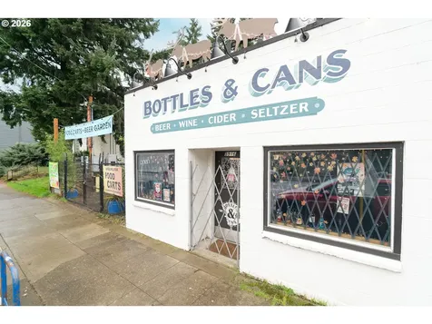 5704 N Greeley Avenue Portland OR 97217