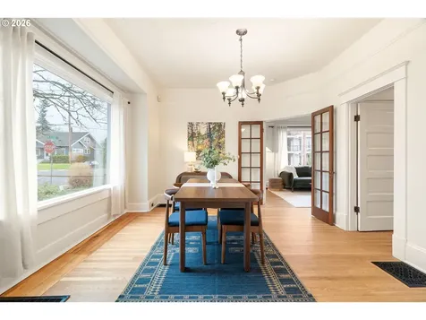 5704 N Greeley Avenue Portland OR 97217