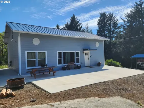 33050 Hillside Acres Road Gold Beach OR 97444