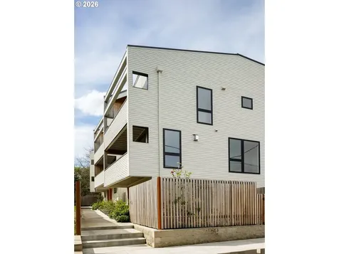 4635 N Campbell Avenue Portland OR 97217