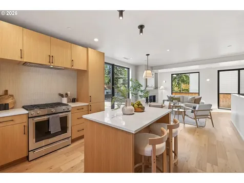 4635 N Campbell Avenue Portland OR 97217