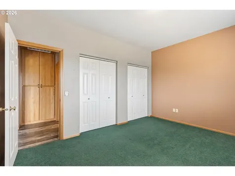 215 Eagle Drive Roseburg OR 97471