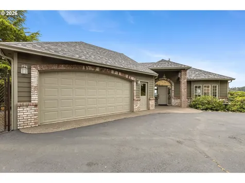 215 Eagle Drive Roseburg OR 97471