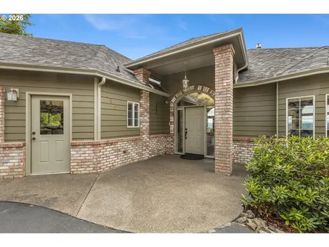 215 Eagle Drive Roseburg OR 97471