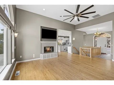 215 Eagle Drive Roseburg OR 97471