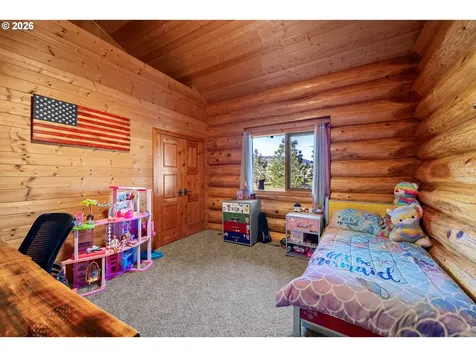 125 Kestrel Lane Roseburg OR 97471