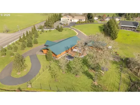 125 Kestrel Lane Roseburg OR 97471