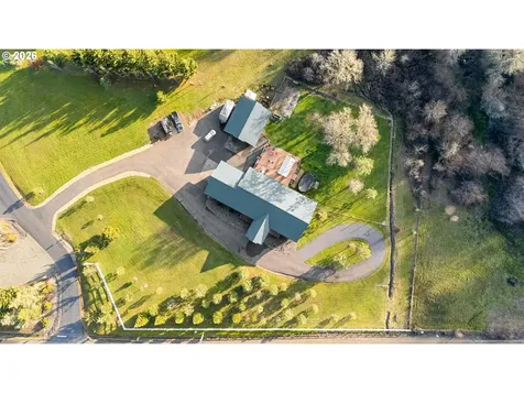 125 Kestrel Lane Roseburg OR 97471