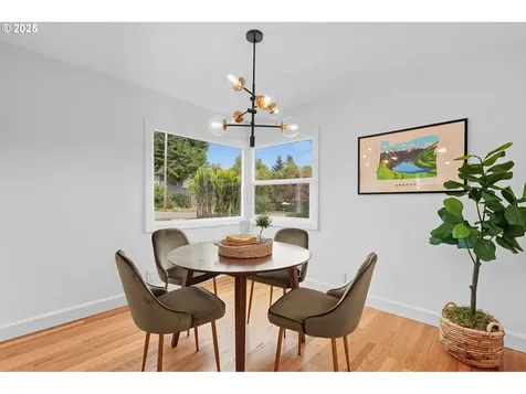 6007 SW 45th Avenue Portland OR 97221